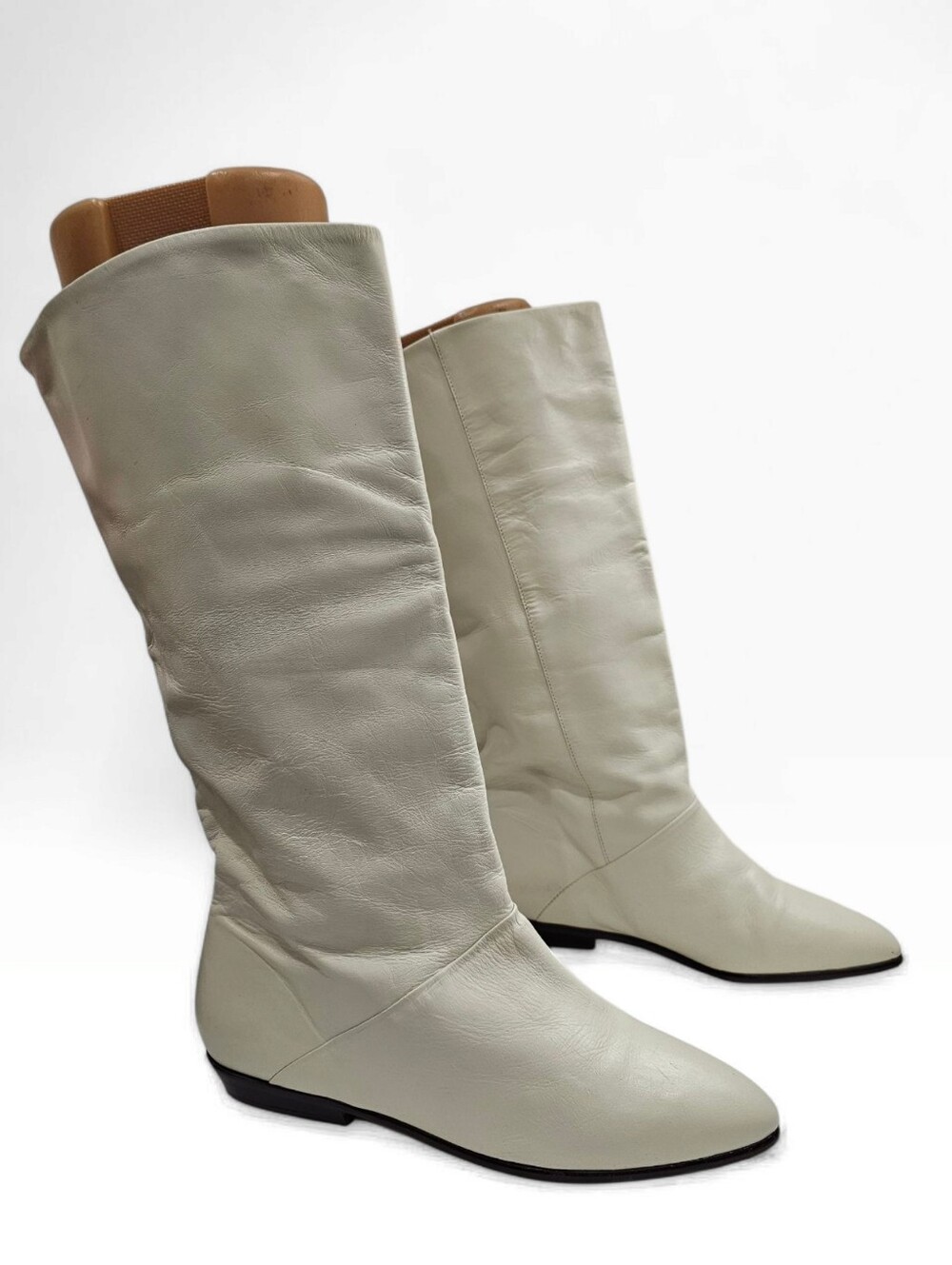 Vintage 80s Women Cream Leather Slouch Flat Boots 8M Made in Brazil